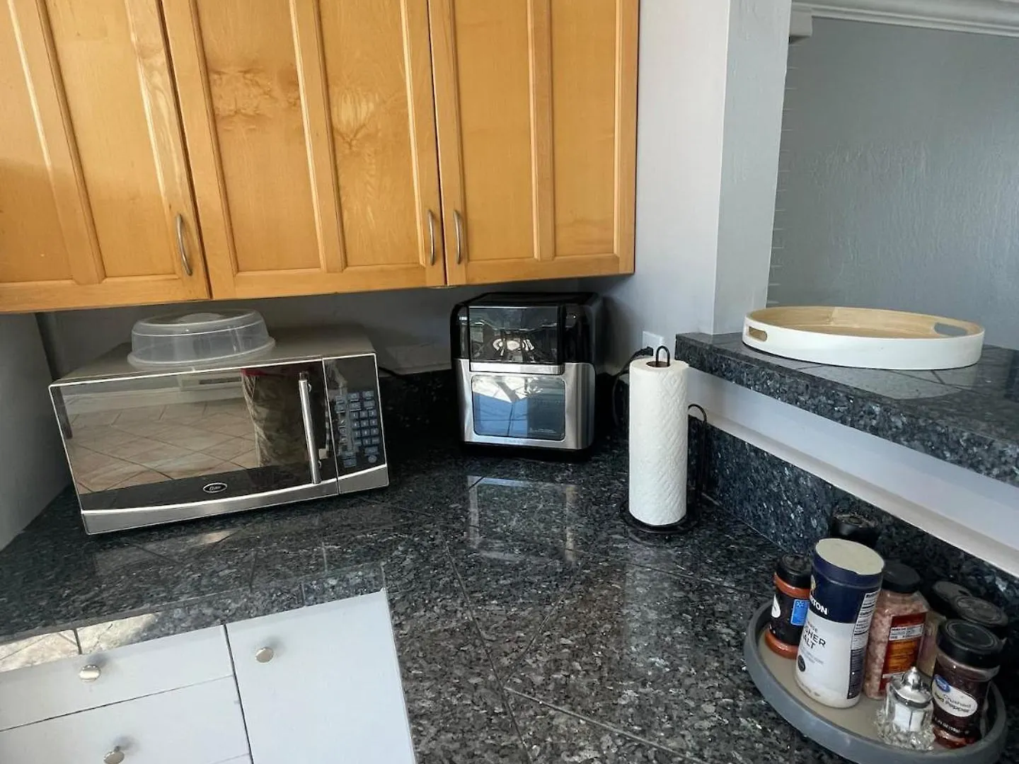Paradise Getaway Only 2-Min Drive From The Beach! Waianae Holiday home