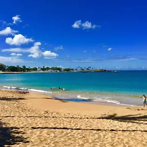 Holiday home Spacious 2 Bedroom House With King, Waianae