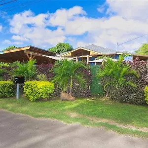 Holiday home Charming Country Just A Few Steps From The Beach!, Waianae